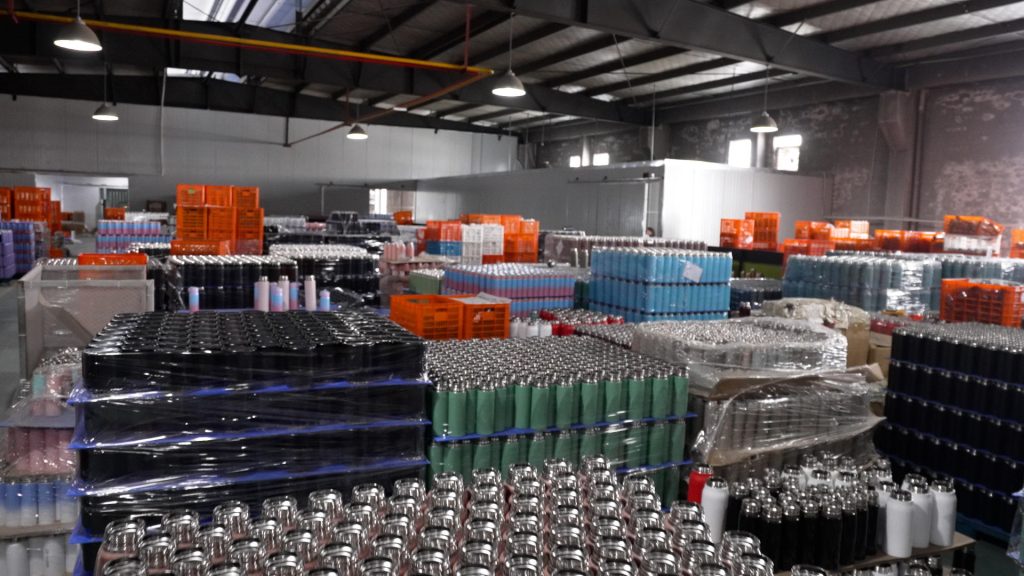 CunGoo Drinkware is a professional manufacturer of stainless steel drinkware in China.Our products:vacuum flask,tumbler,mug,water bottle,travel mug etc.
