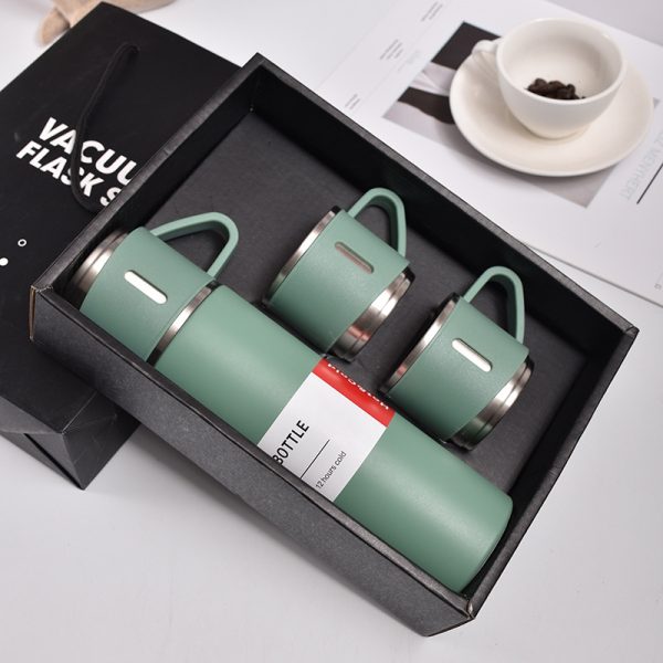 stainless steel insulated water bottle