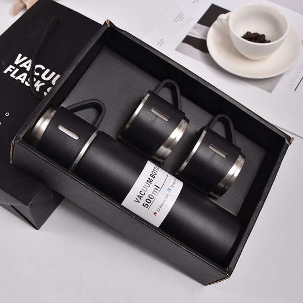 stainless steel insulated water bottle