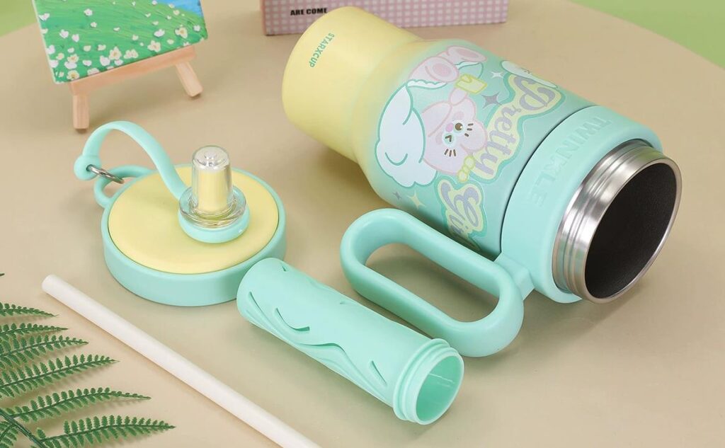New cartoon ice-keeping insulated tumblers with handle and straw